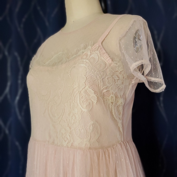 Spirit of Grace Lace Midi Dress Peach - Picture 3 of 7